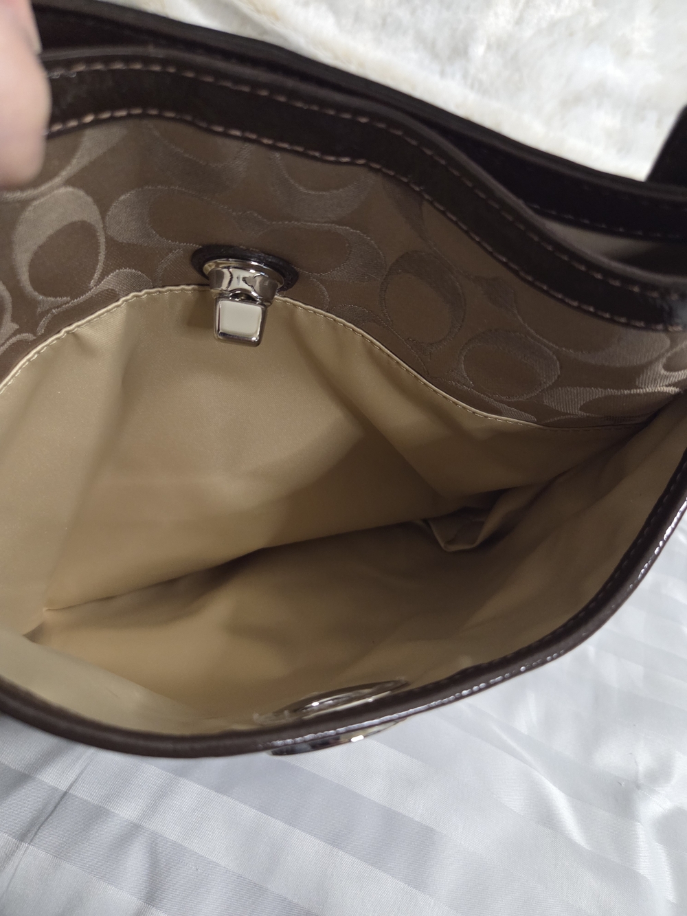 Coach Penelope Signature Hippie Crossbody Bag - Picture 15 of 15